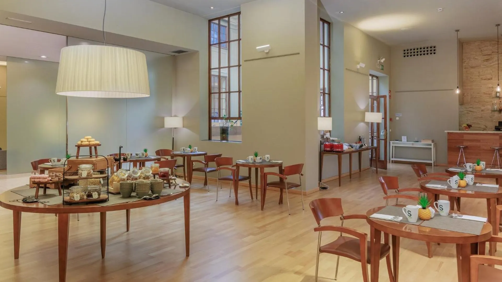Hotel Arrahona Sabadell 3*,